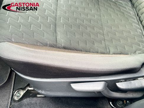 Used 2022 Nissan Kicks SR w/ Interior Electronics Package image 25