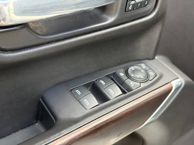 Used 2021 GMC Sierra 1500 SLT w/ SLT Premium Package AWD/4WD image 15