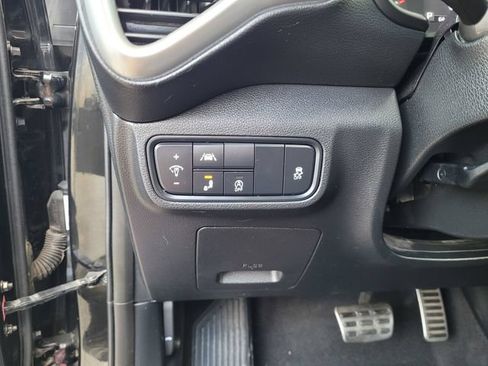 Used 2021 Kia Soul GT-Line FWD image 24