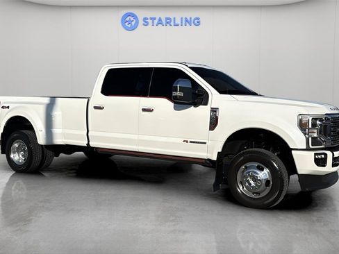 Used 2022 Ford F350 Platinum image 12