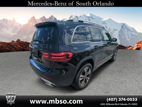 New 2025 Mercedes-Benz GLB 250 image 15