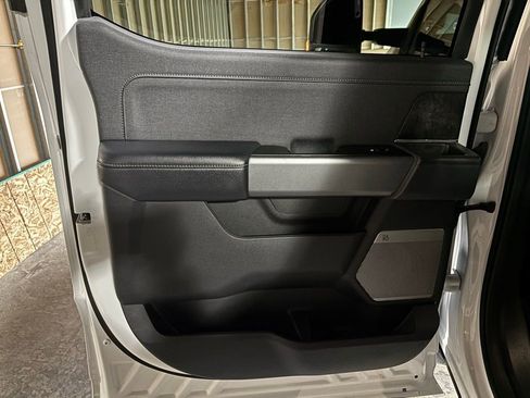 Used 2024 Ford F250 Lariat AWD/4WD image 15