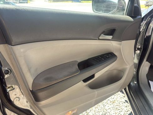 Used 2009 Honda Accord LX-P image 7