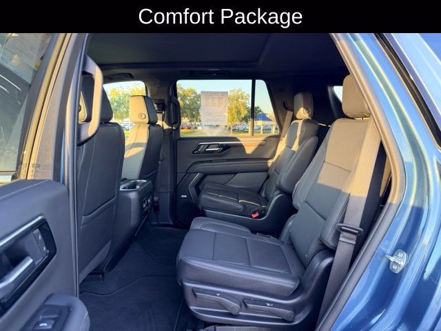 Used 2025 Chevrolet Tahoe LT w/ Comfort Package AWD/4WD image 9