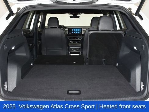 Used 2025 Volkswagen Atlas Cross Sport SE FWD image 28