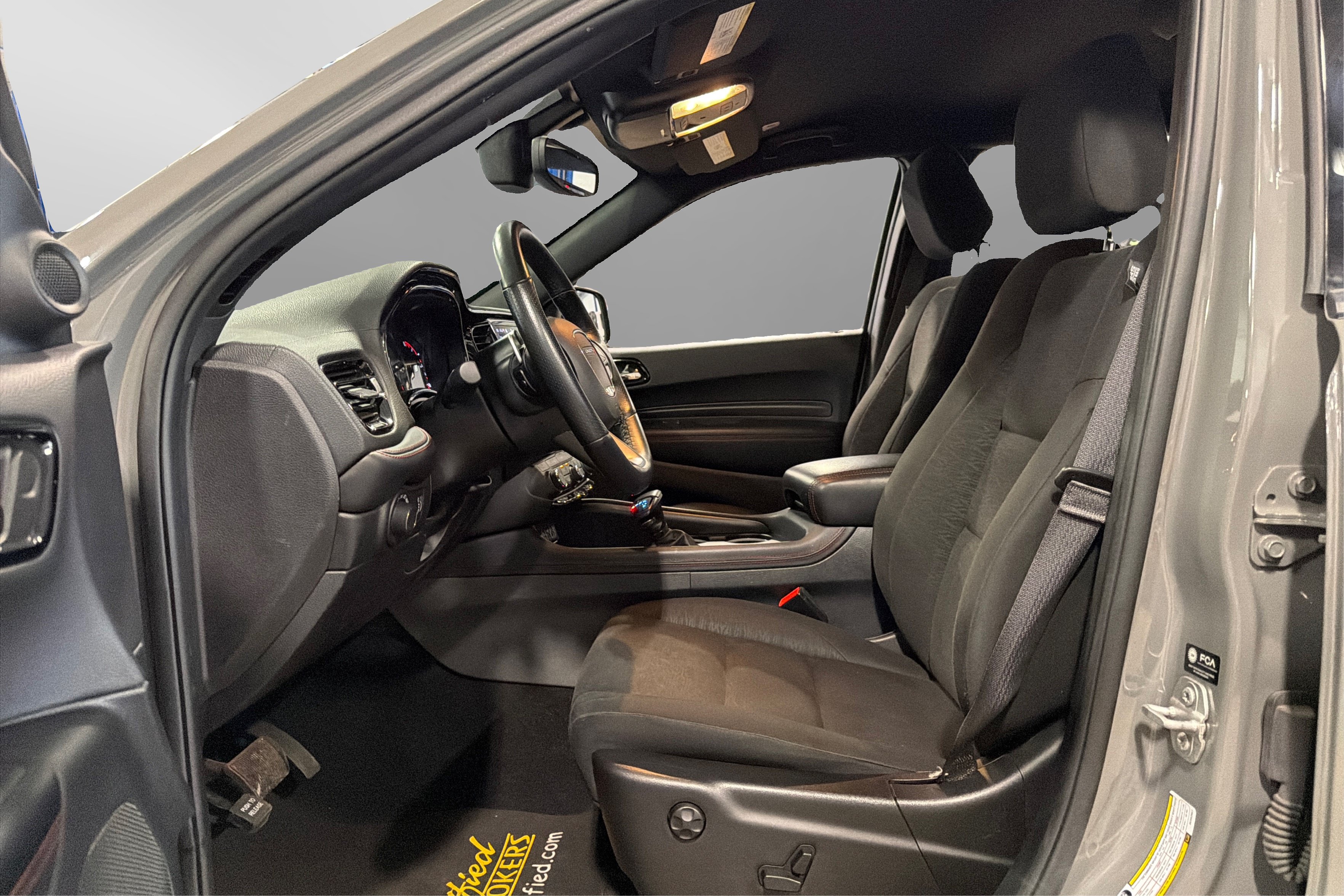 Used 2025 Dodge Durango GT AWD/4WD image 17