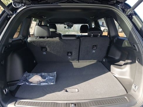 New 2025 Jeep Grand Cherokee Limited image 9