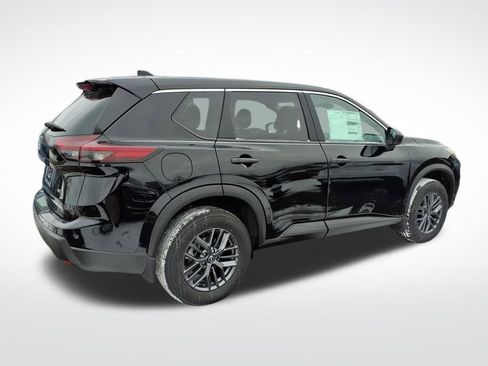 New 2026 Nissan Rogue S image 8