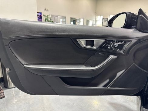 Used 2014 Jaguar F-TYPE S image 43
