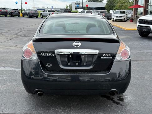 Used 2011 Nissan Altima 2.5 S w/ Special Edition Pkg FWD image 7