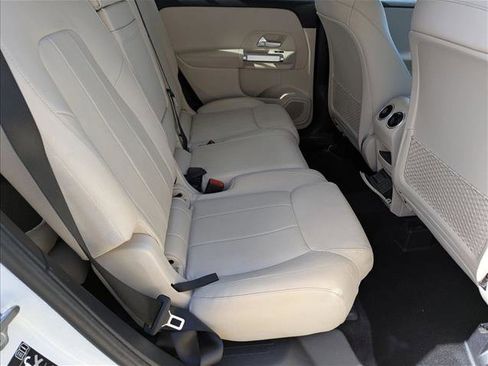 Used 2021 Mercedes-Benz GLB 250 image 19