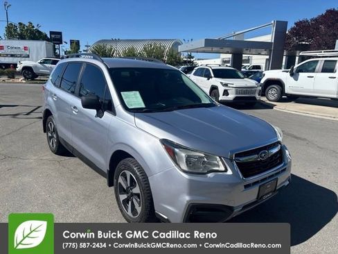 Used 2017 Subaru Forester 2.5i w/ Alloy Wheel Package AWD/4WD image 4