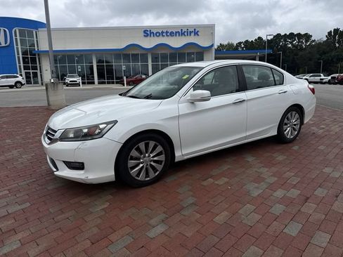 Used 2014 Honda Accord EX image 4