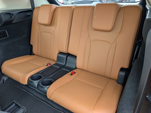 Used 2022 Lexus RX 350L FWD w/ Premium Package image 12
