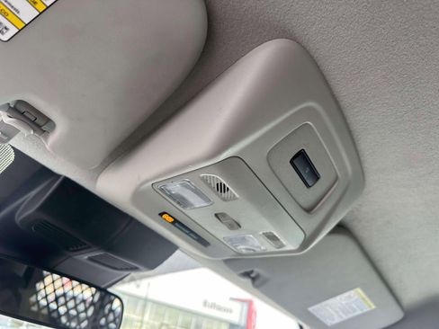 Used 2024 Ford Transit 250 Low Roof w/ Exterior Upgrade Package image 28