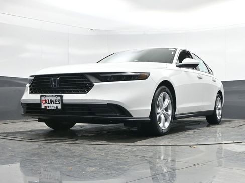 New 2026 Honda Accord LX image 37