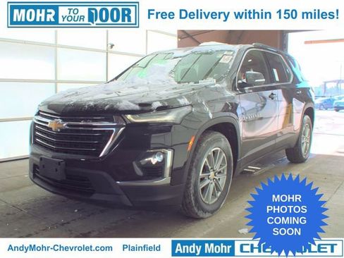 Used 2023 Chevrolet Traverse LT image 1