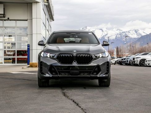 New 2026 BMW X6 xDrive40i w/ Executive Package image 8