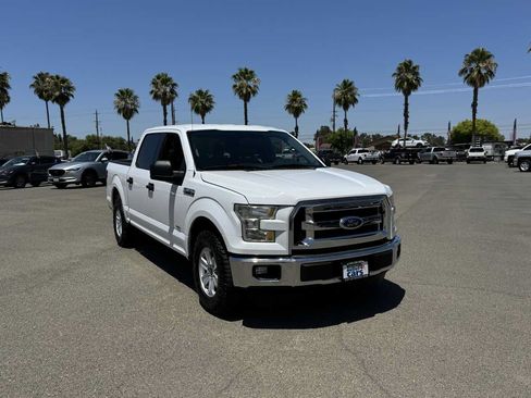 Used 2015 Ford F150 XLT RWD image 3