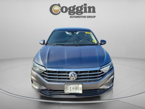 Used 2020 Volkswagen Jetta SE w/ SE Cold Weather Package FWD image 8