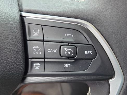 Used 2025 Jeep Grand Cherokee Laredo w/ MOPAR Finishing Package RWD image 23