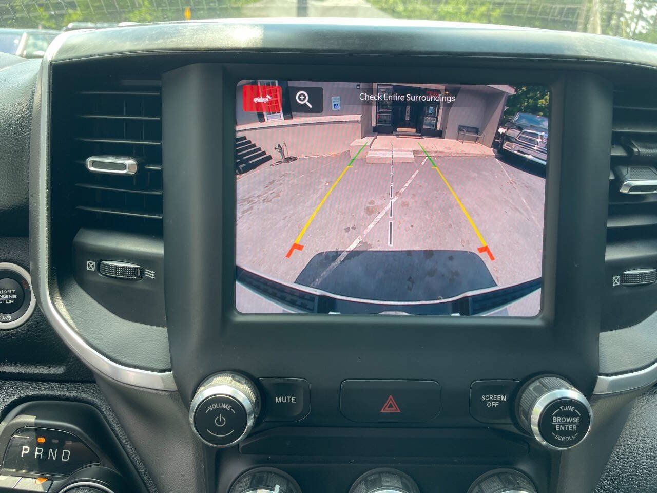 Used 2022 RAM 1500 Big Horn AWD/4WD image 14