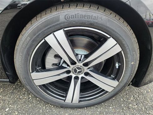New 2025 Mercedes-Benz C 300 4MATIC Sedan image 18