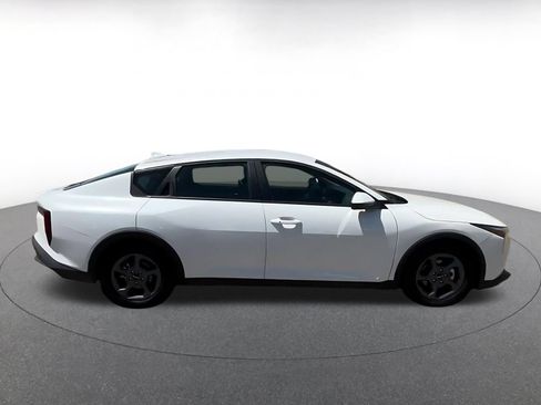 Used 2026 Kia K4 FWD image 16
