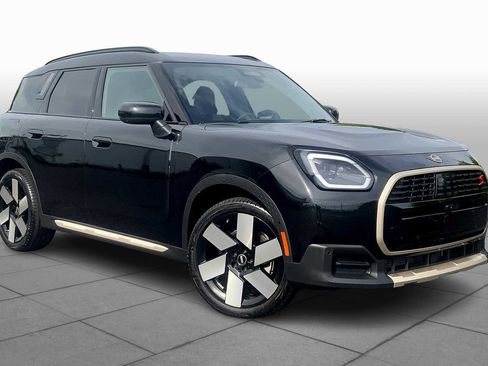 Used 2025 MINI Cooper Countryman S image 2