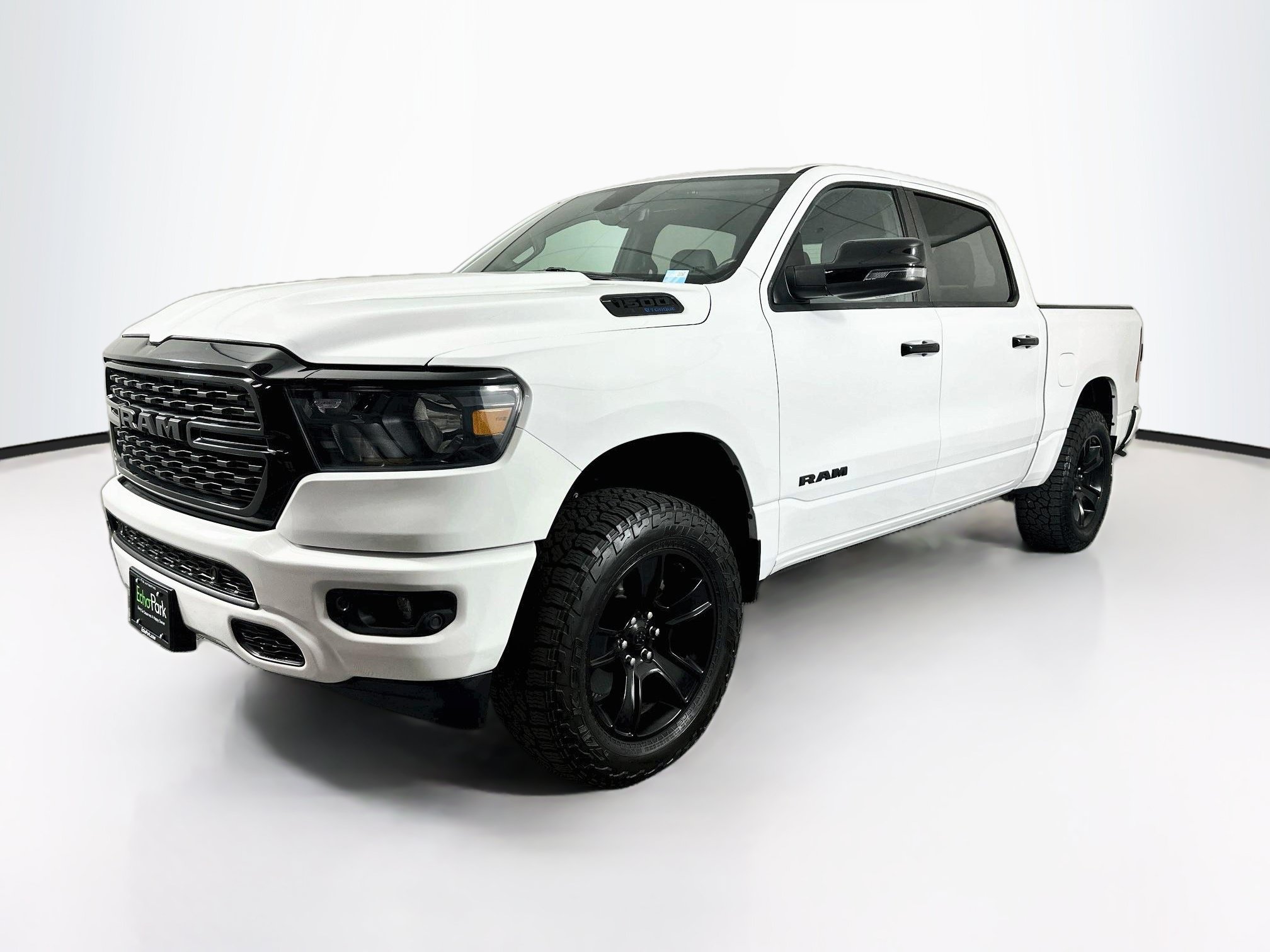 Used 2023 RAM 1500 Big Horn AWD/4WD image 3