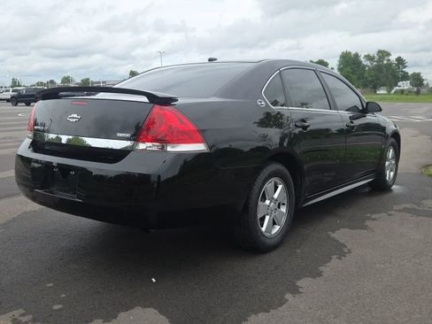 Used 2009 Chevrolet Impala LT FWD image 8