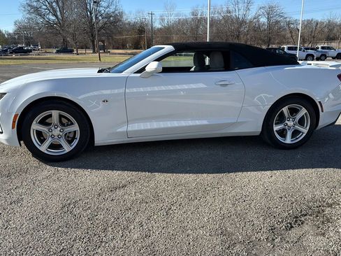 Used 2023 Chevrolet Camaro LT image 2