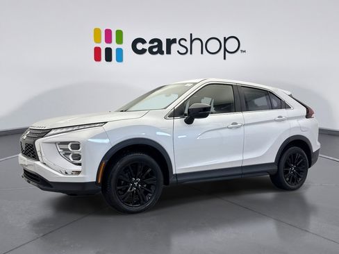 Used 2023 Mitsubishi Eclipse Cross LE image 1