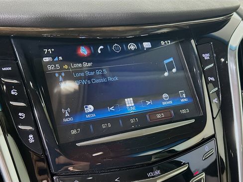 Used 2018 Cadillac Escalade 2WD image 21