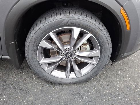 Certified 2024 INFINITI QX60 Luxe image 8