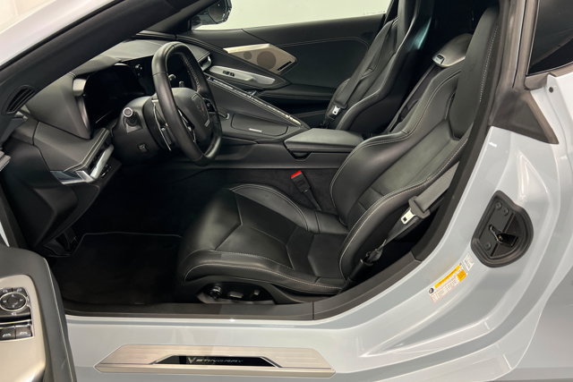 Used 2023 Chevrolet Corvette Stingray Preferred Cpe w/ Z51 Performance Package RWD image 13