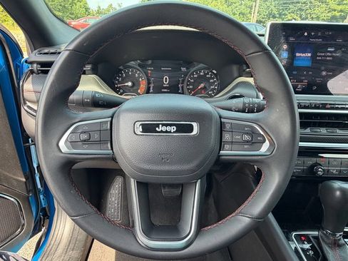 Used 2024 Jeep Compass Trailhawk AWD/4WD image 20