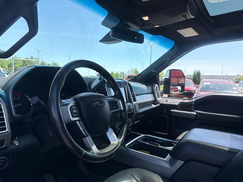 Used 2017 Ford F350 Platinum w/ Platinum Ultimate Package AWD/4WD image 9