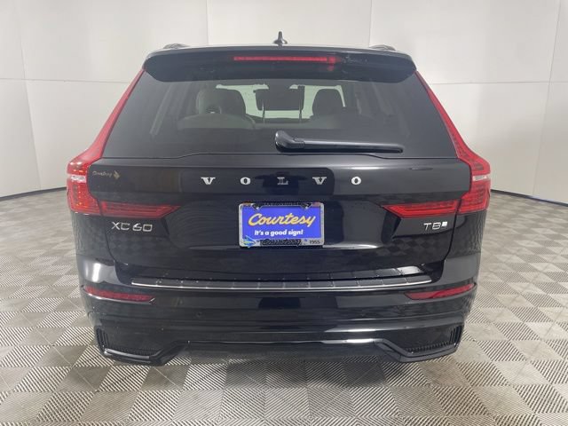 Certified 2025 Volvo XC60 T8 Plus w/ Protection Package Premier AWD/4WD image 8