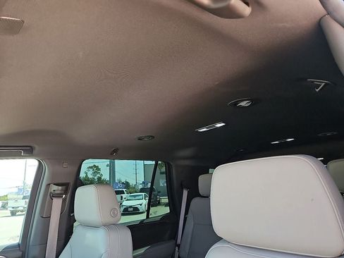 Used 2023 Chevrolet Tahoe Z71 AWD/4WD image 20