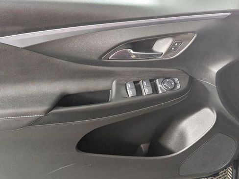 Used 2025 Buick Envista Preferred FWD image 14