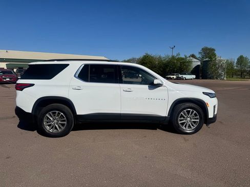 Used 2023 Chevrolet Traverse LT AWD/4WD image 14