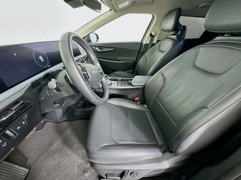 Used 2023 Kia EV6 Wind w/ Wind Technology Package RWD image 13