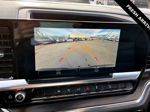 Used 2023 GMC Sierra 1500 SLT image 15