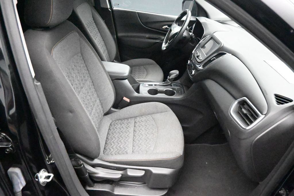 Used 2024 Chevrolet Equinox LT AWD/4WD image 10
