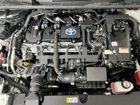 Used 2022 Toyota Corolla LE w/ Carpet Mat Package (TMS) FWD image 31
