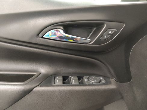 Used 2019 Chevrolet Equinox LT w/ Driver Convenience Package AWD/4WD image 27
