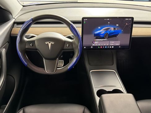 Used 2022 Tesla Model Y Performance AWD/4WD image 17