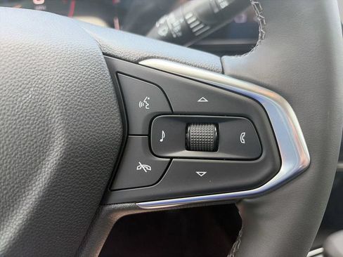 New 2026 Chevrolet Trax ACTIV w/ Driver Confidence Package FWD image 24