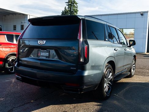 Used 2021 Cadillac Escalade Sport image 6